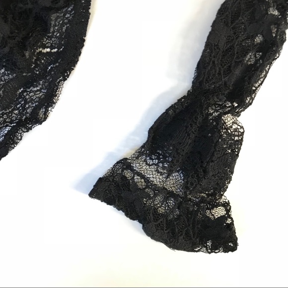 NWT Kimchi Blue Long Sleeve Lacey Top in Black - Picture 6 of 7